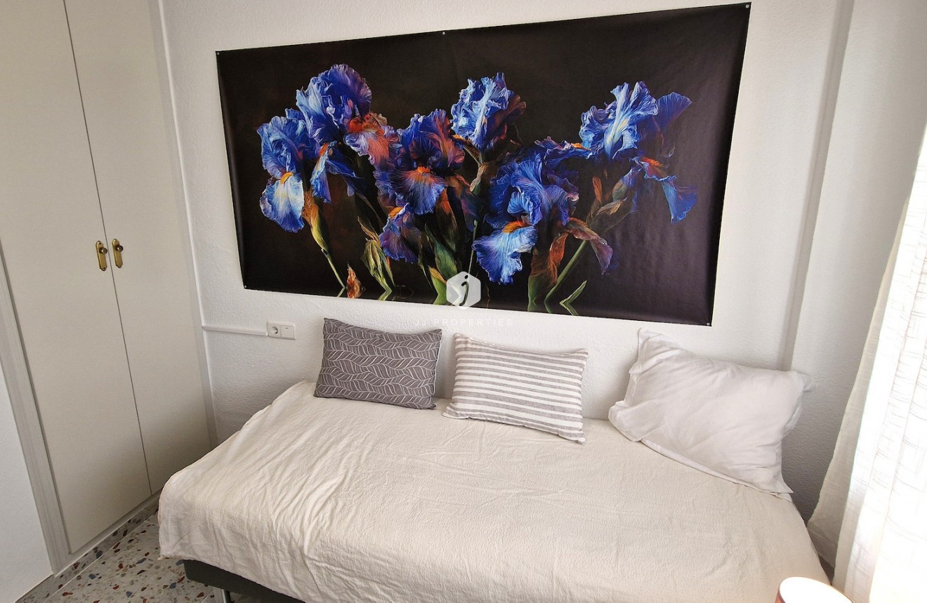 Resale - Apartment / flat -
Torrevieja - Costa Blanca