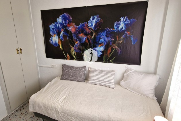 Resale - Apartment / flat -
Torrevieja - Costa Blanca