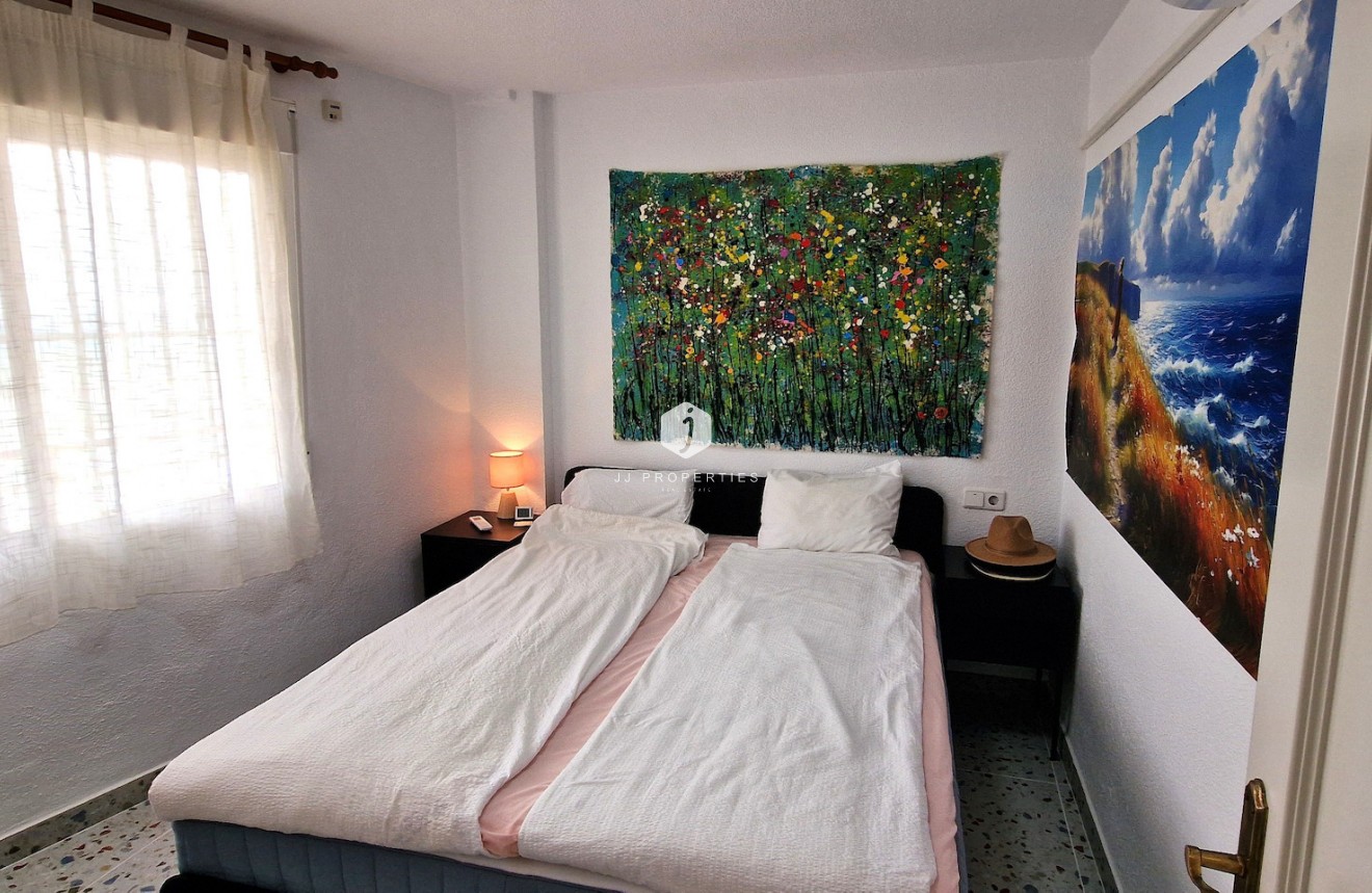 Resale - Apartment / flat -
Torrevieja - Costa Blanca