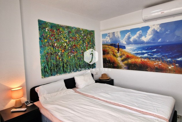 Resale - Apartment / flat -
Torrevieja - Costa Blanca