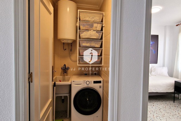 Resale - Apartment / flat -
Torrevieja - Costa Blanca