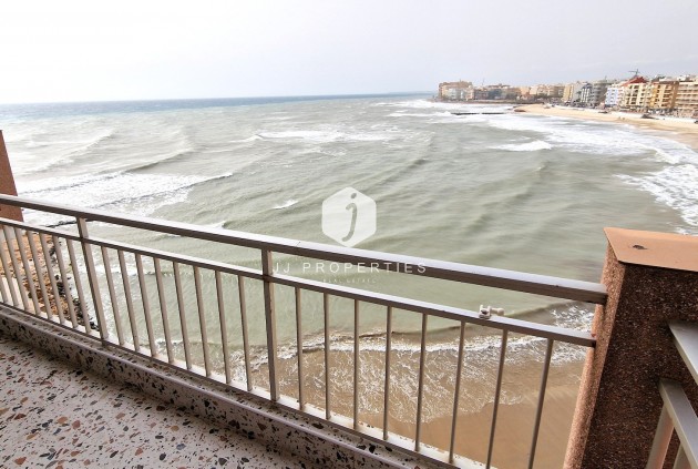Resale - Apartment / flat -
Torrevieja - Costa Blanca