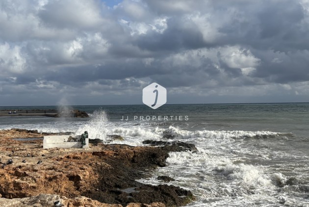 Resale - Apartment / flat -
Torrevieja - Costa Blanca