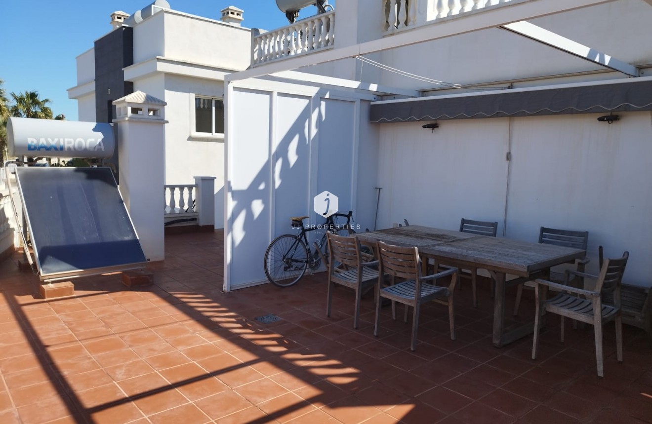 Resale - Bungalow -
Torrevieja - Costa Blanca