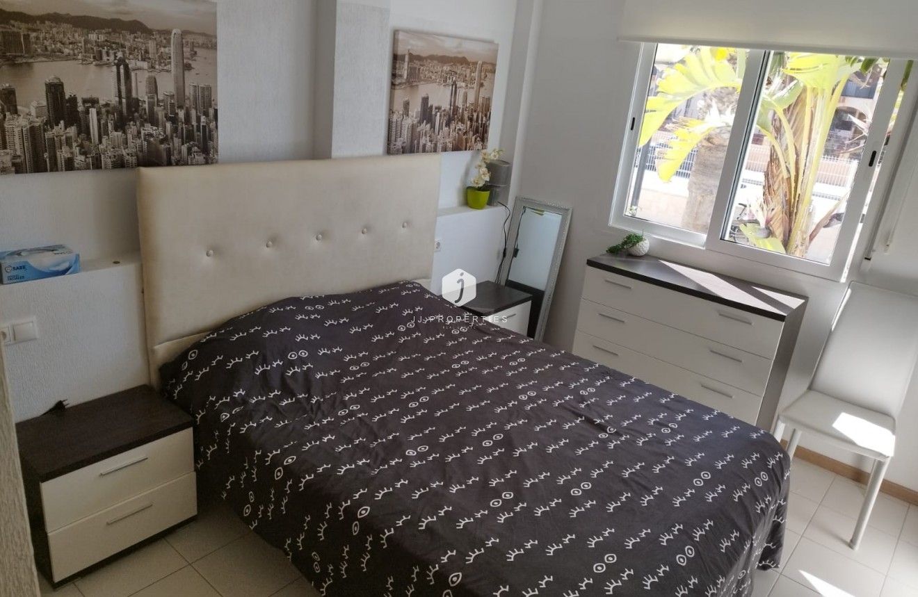 Resale - Bungalow -
Torrevieja - Costa Blanca