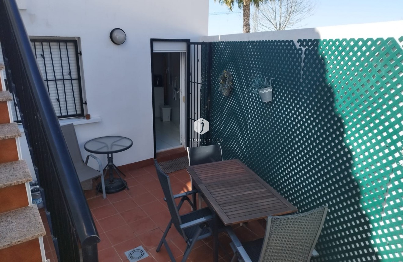 Resale - Bungalow -
Torrevieja - Costa Blanca