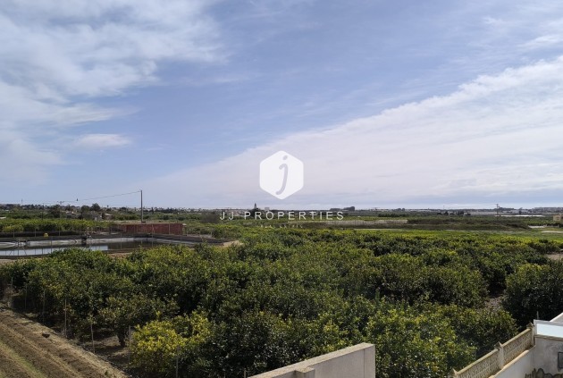 Resale - Villa -
El Raso - Costa Blanca