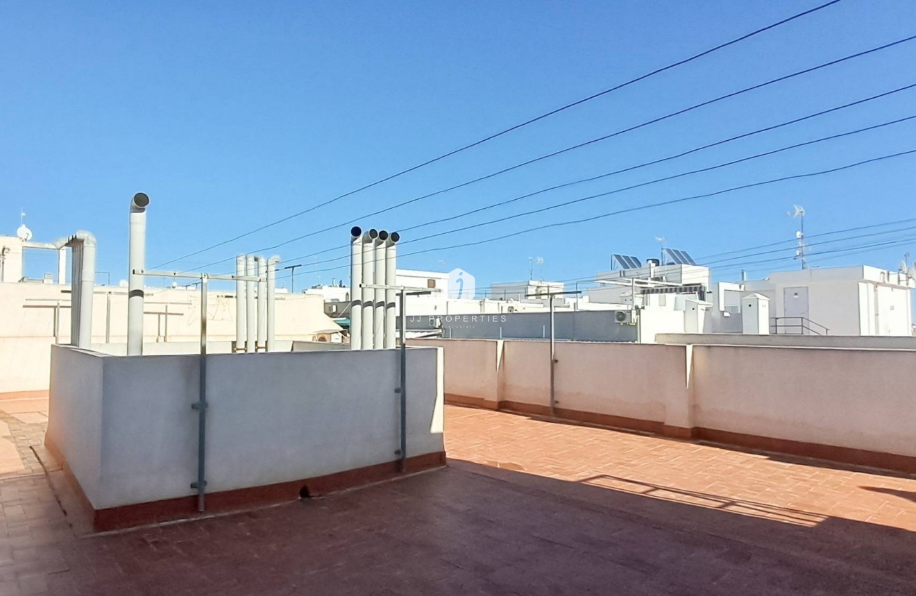 Resale - Apartment / flat -
Torrevieja - Playa del Cura