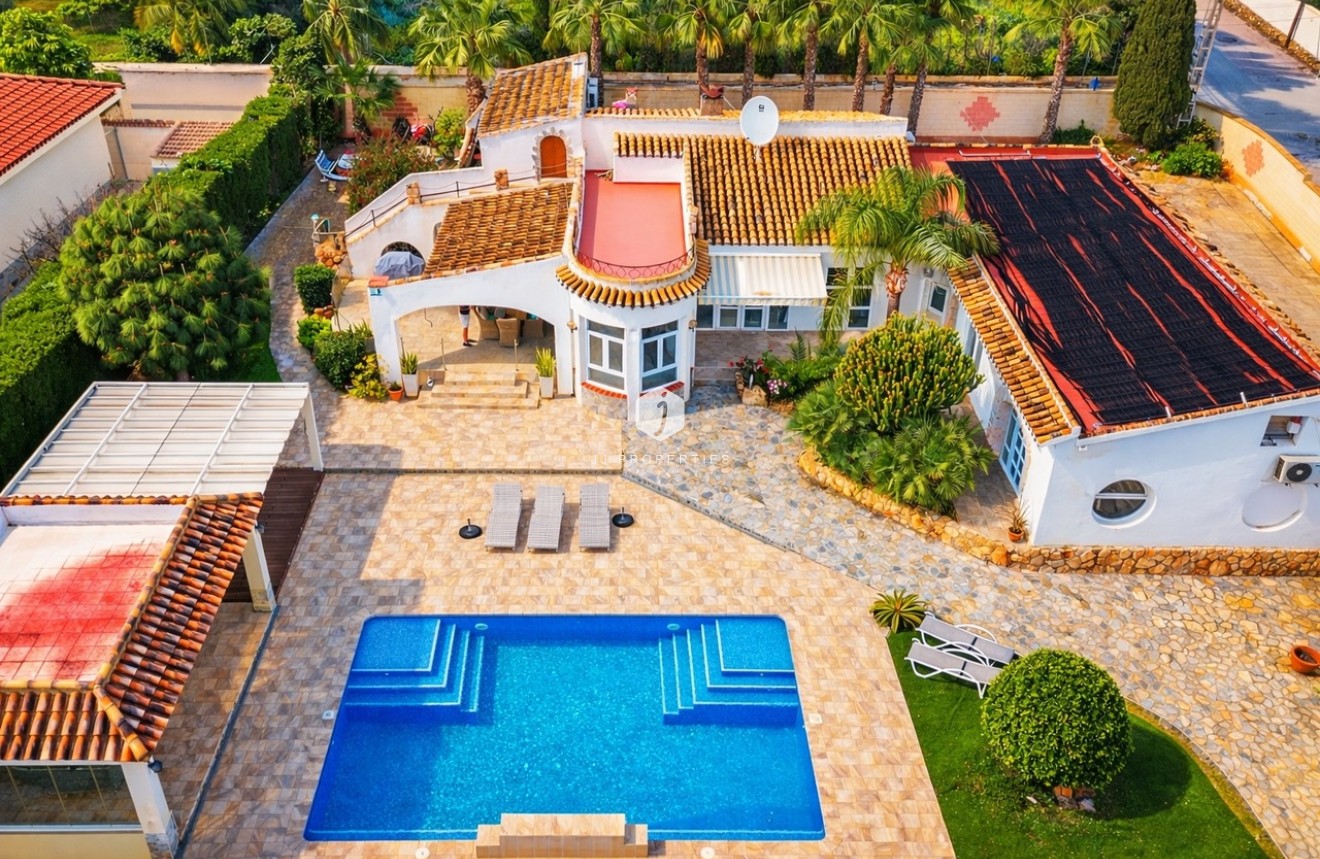 Resale - Villa -
Cabo Roig - Costa Blanca