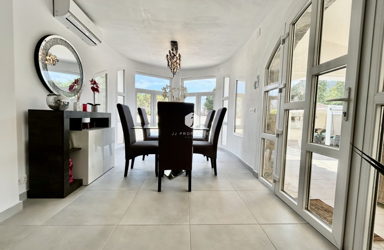 Resale - Villa -
Cabo Roig - Costa Blanca