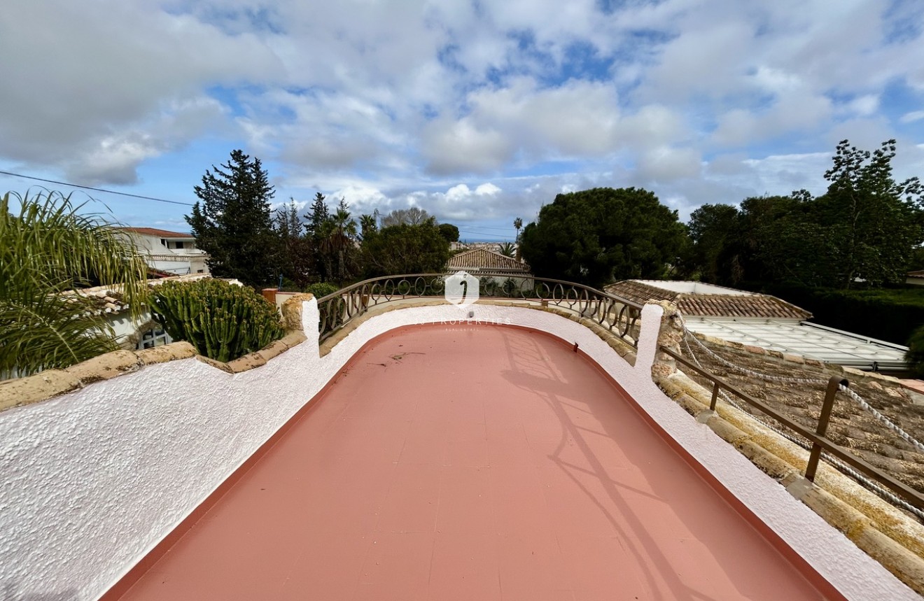 Resale - Villa -
Cabo Roig - Costa Blanca