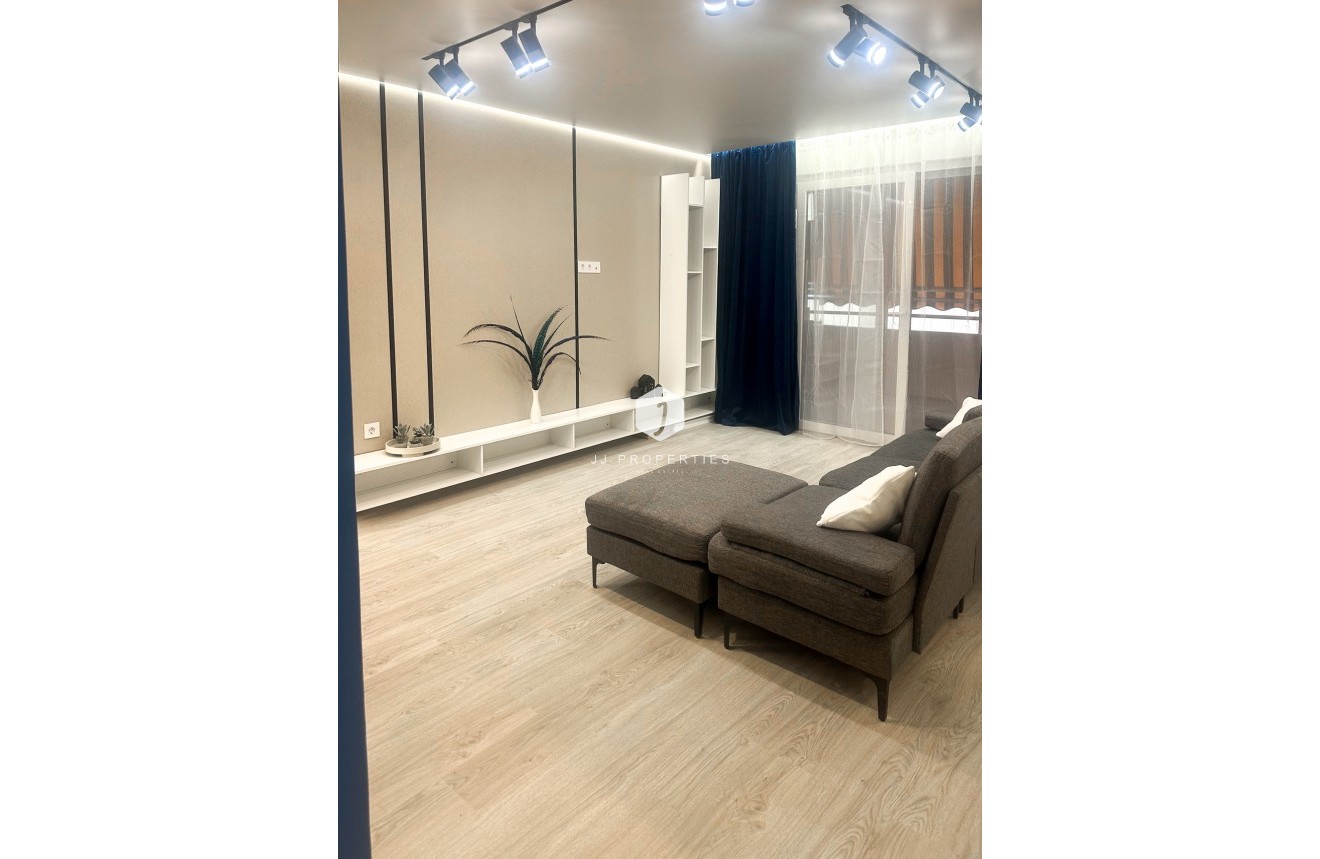 Segunda mano - Apartamento / piso -
Torrevieja - Costa Blanca