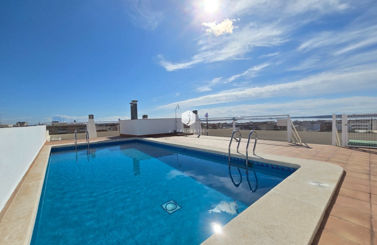 Z drugiej ręki - Mieszkanie w bloku -
Los Montesinos - Costa Blanca