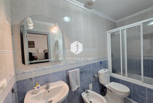 Z drugiej ręki - Mieszkanie w bloku -
Los Montesinos - Costa Blanca