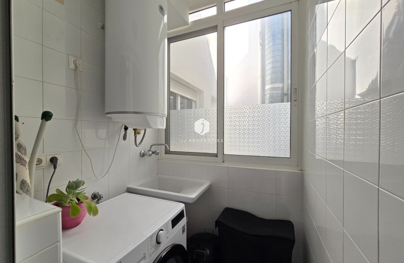 Z drugiej ręki - Mieszkanie w bloku -
Los Montesinos - Costa Blanca