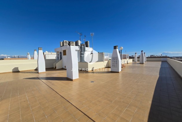 Z drugiej ręki - Mieszkanie w bloku -
Los Montesinos - Costa Blanca