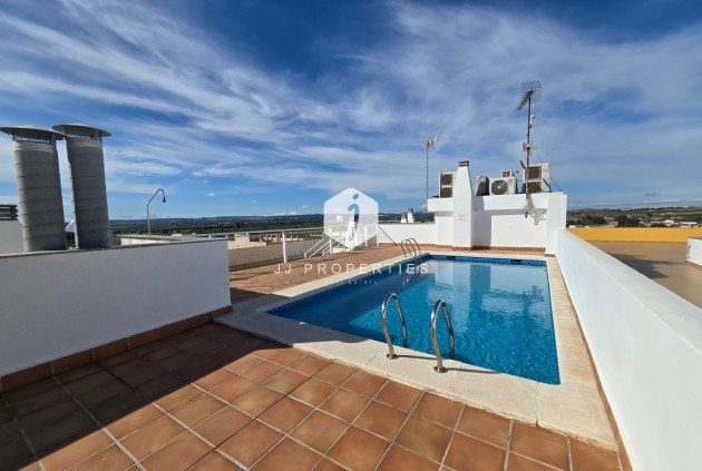 Z drugiej ręki - Mieszkanie w bloku -
Los Montesinos - Costa Blanca