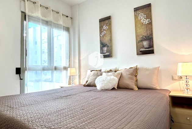 Aus zweiter Hand - Wohnung -
Torrevieja - Centro