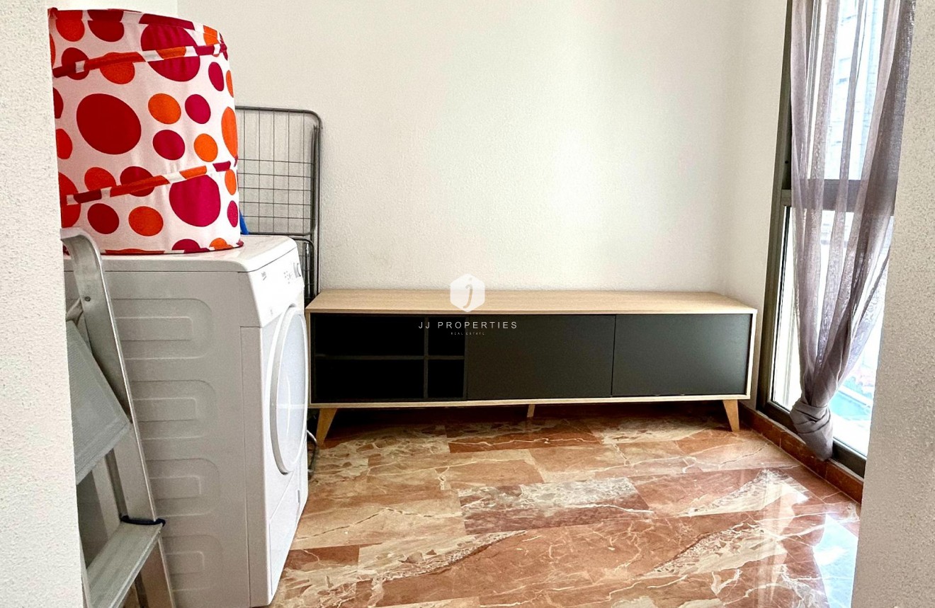 Aus zweiter Hand - Wohnung -
Torrevieja - Centro