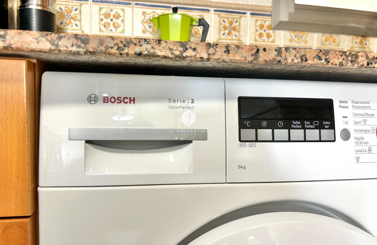 Aus zweiter Hand - Wohnung -
Torrevieja - Centro