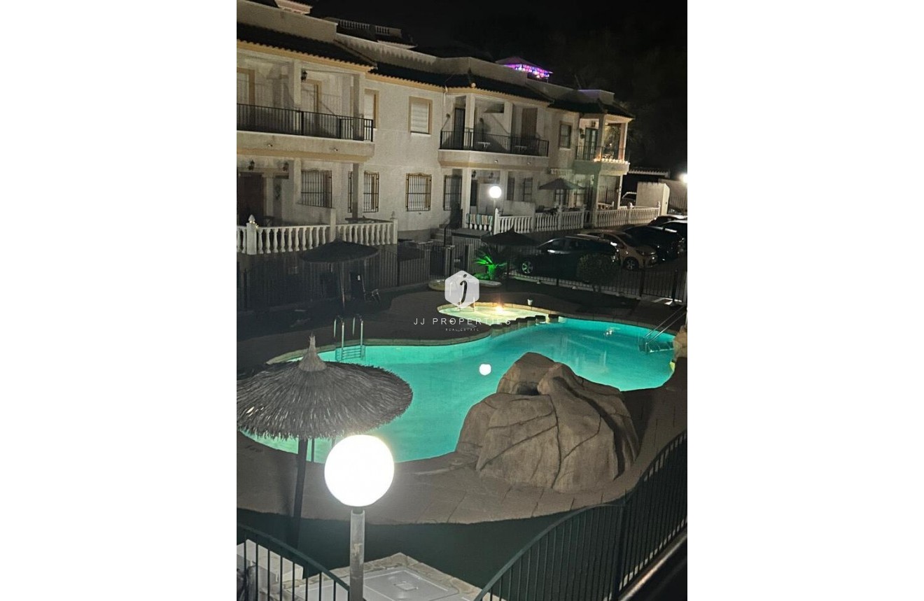 Resale - Apartment / flat -
Algorfa - Costa Blanca