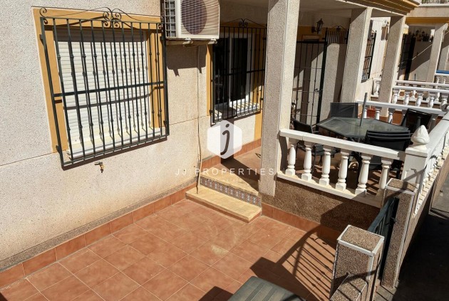 Resale - Apartment / flat -
Algorfa - Costa Blanca