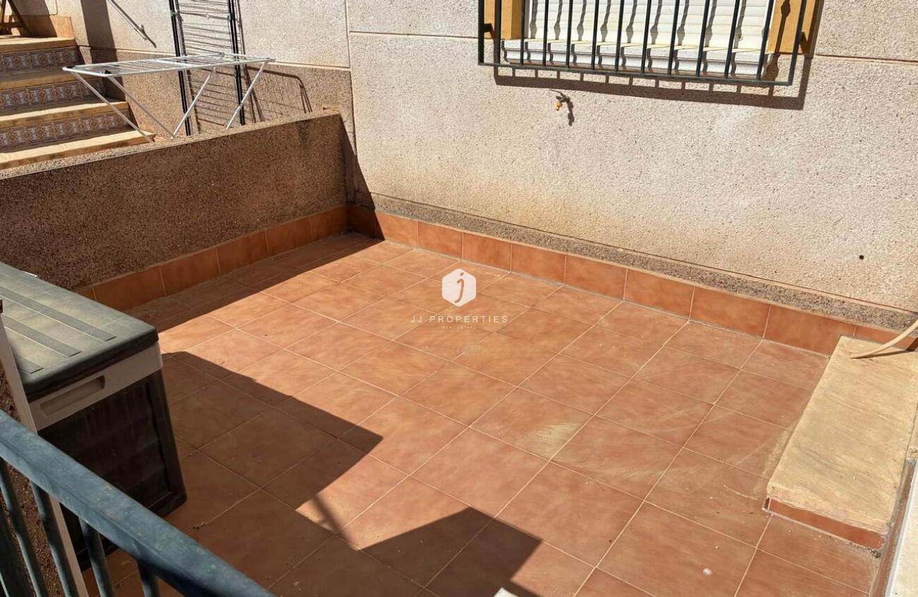 Resale - Apartment / flat -
Algorfa - Costa Blanca