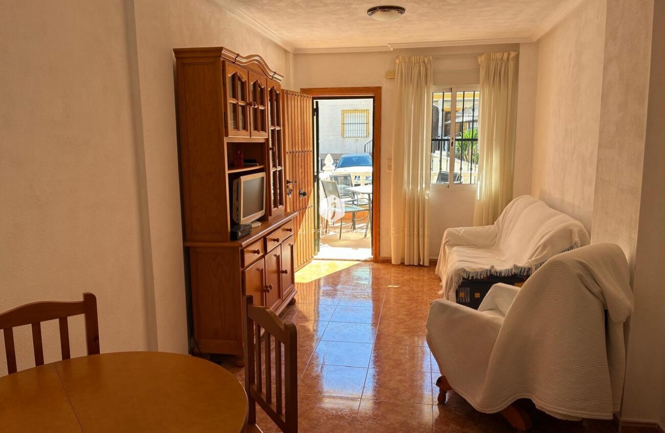 Resale - Apartment / flat -
Algorfa - Costa Blanca