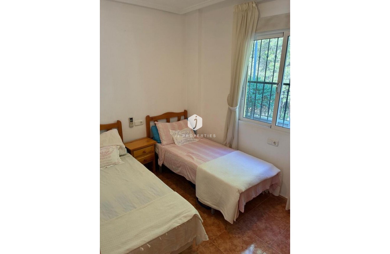 Resale - Apartment / flat -
Algorfa - Costa Blanca