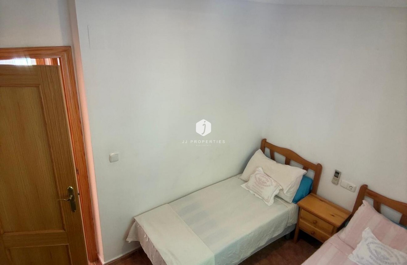 Resale - Apartment / flat -
Algorfa - Costa Blanca