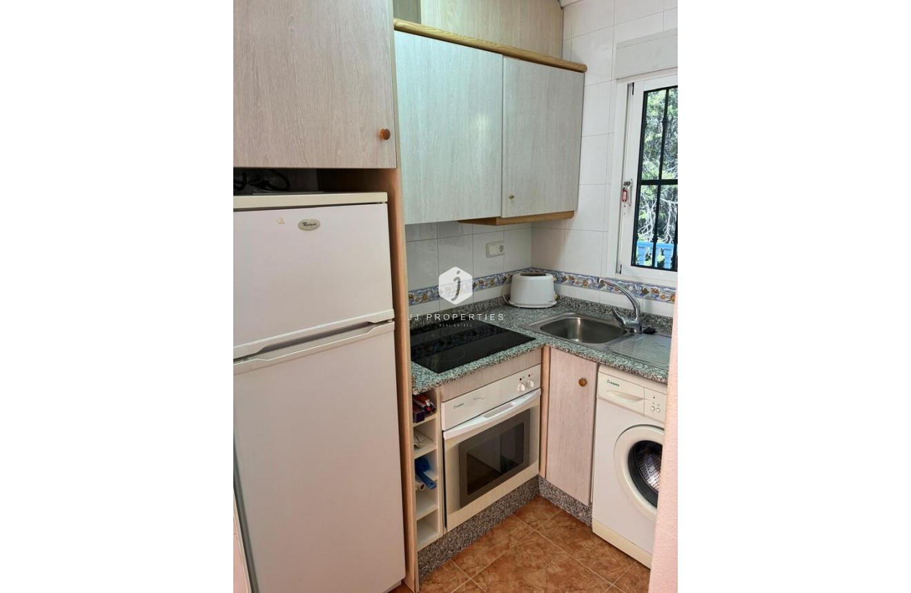 Resale - Apartment / flat -
Algorfa - Costa Blanca