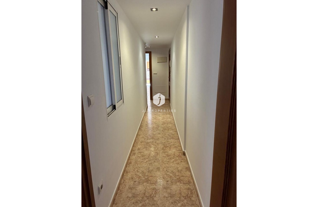 Resale - Apartment / flat -
Almoradí - Costa Blanca