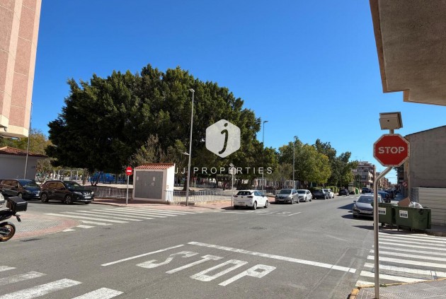 Resale - Apartment / flat -
Almoradí - Costa Blanca