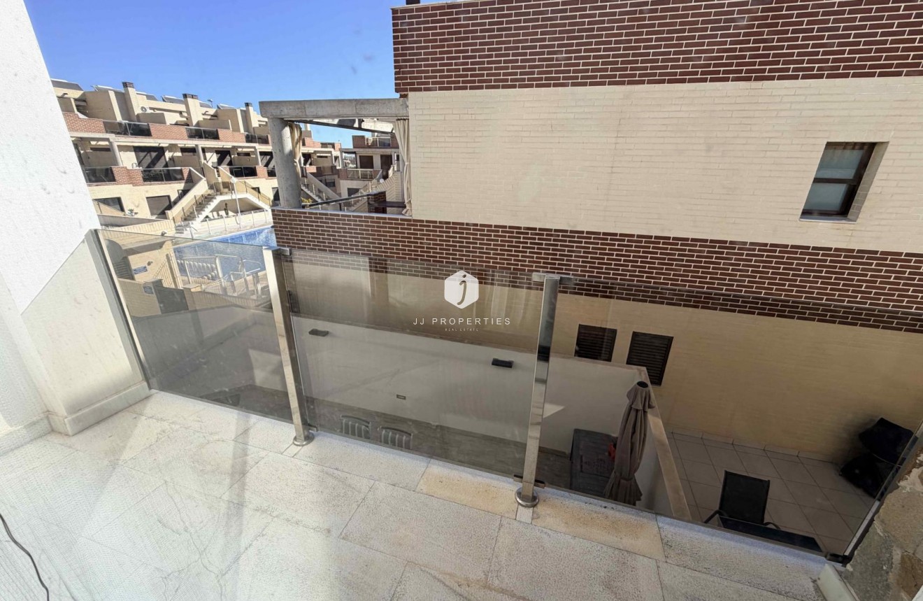 Resale - Chalet -
Cabo Roig - Costa Blanca