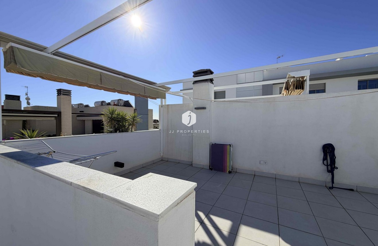 Resale - Chalet -
Cabo Roig - Costa Blanca