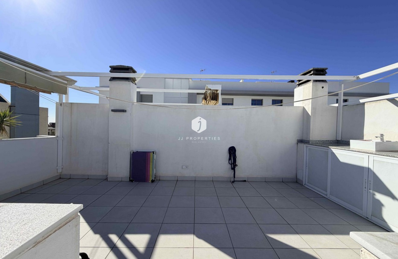 Resale - Chalet -
Cabo Roig - Costa Blanca