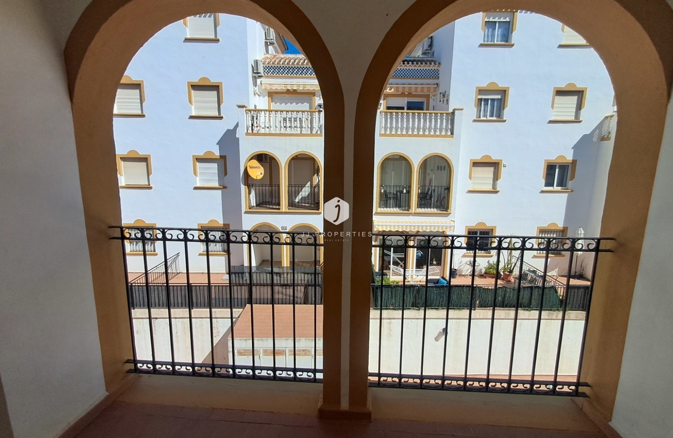 Resale - Apartment / flat -
La Zenia - Costa Blanca