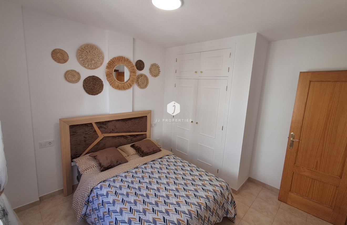 Z drugiej ręki - Mieszkanie w bloku -
La Zenia - Costa Blanca