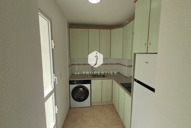 Z drugiej ręki - Mieszkanie w bloku -
La Zenia - Costa Blanca