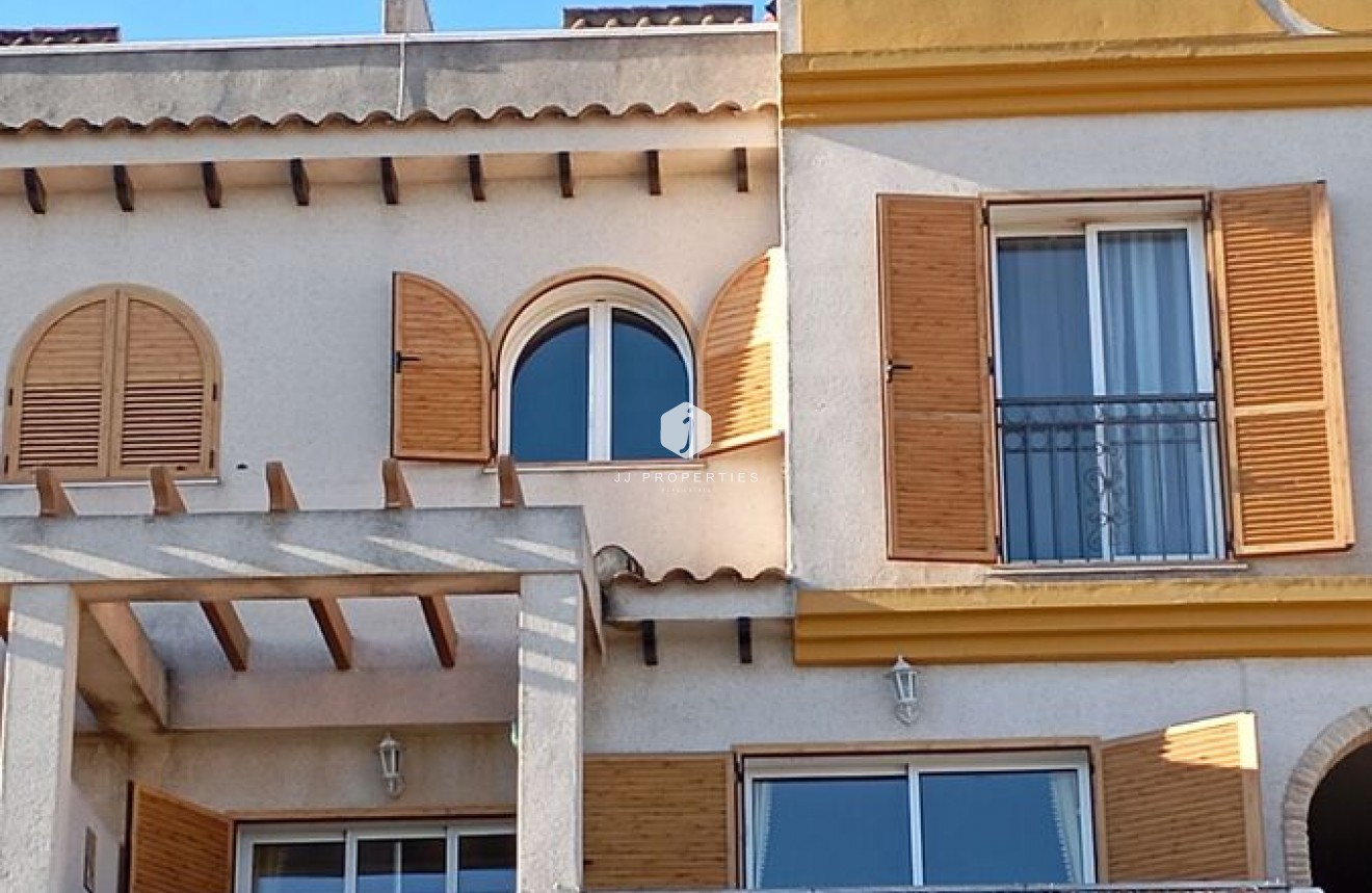 Resale - Duplex -
Daya Vieja - Costa Blanca