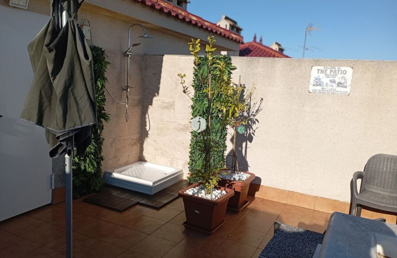 Resale - Duplex -
Daya Vieja - Costa Blanca