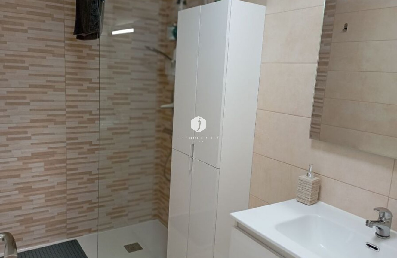 Resale - Duplex -
Daya Vieja - Costa Blanca