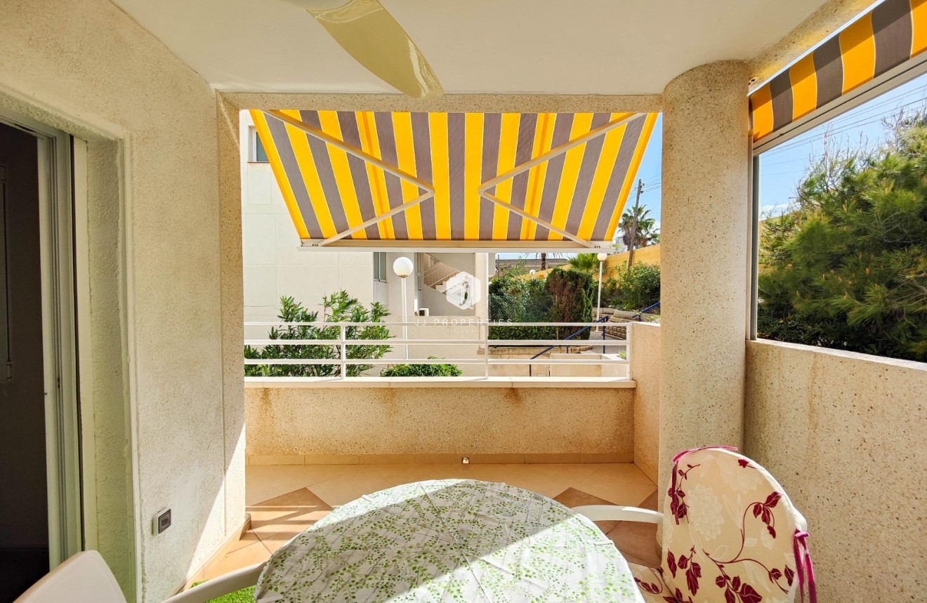 Resale - Apartment / flat -
Torrevieja - Costa Blanca