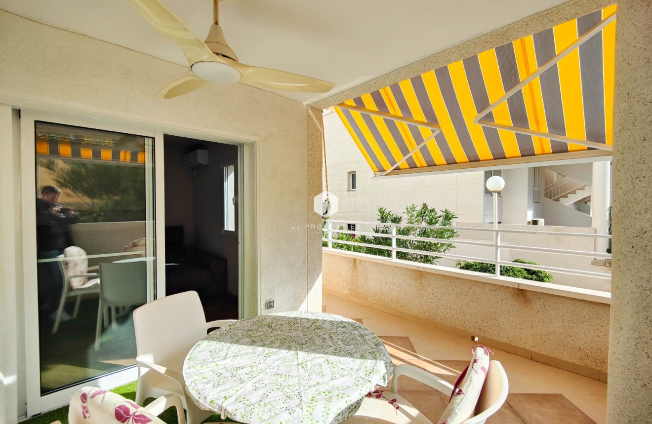 Resale - Apartment / flat -
Torrevieja - Costa Blanca