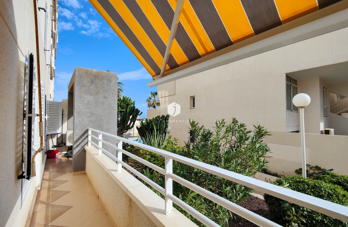 Resale - Apartment / flat -
Torrevieja - Costa Blanca