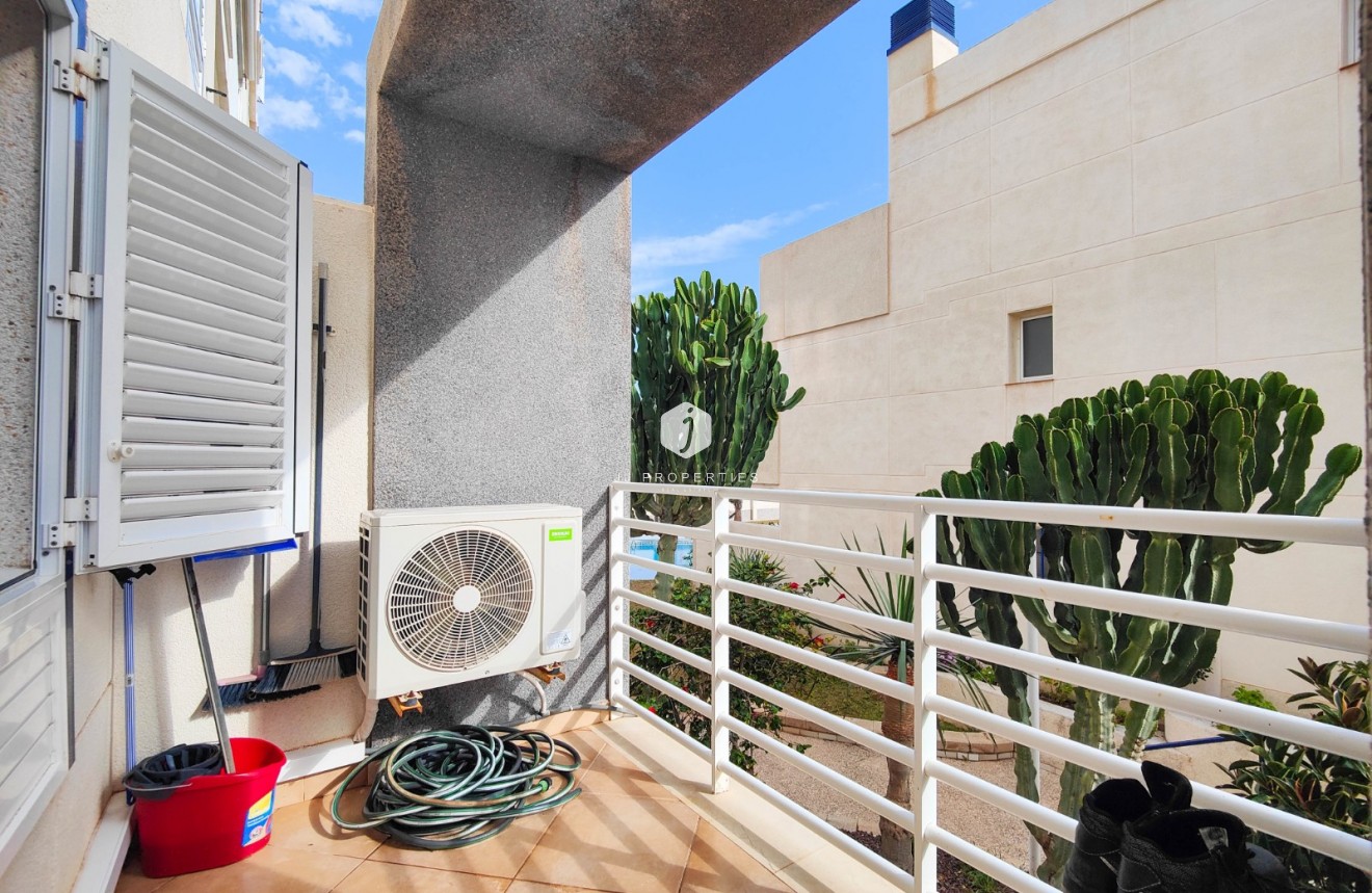 Resale - Apartment / flat -
Torrevieja - Costa Blanca