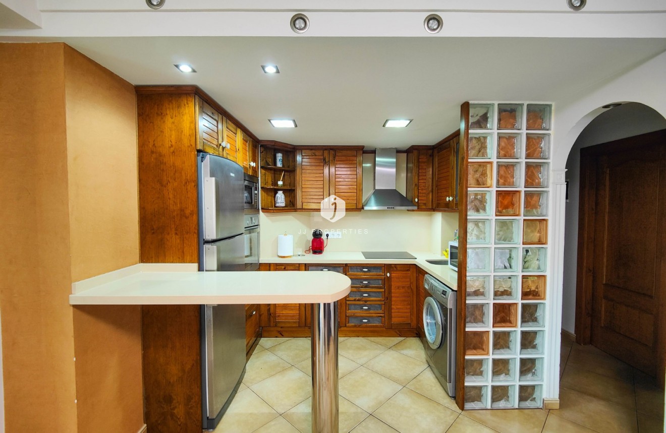 Resale - Apartment / flat -
Torrevieja - Costa Blanca