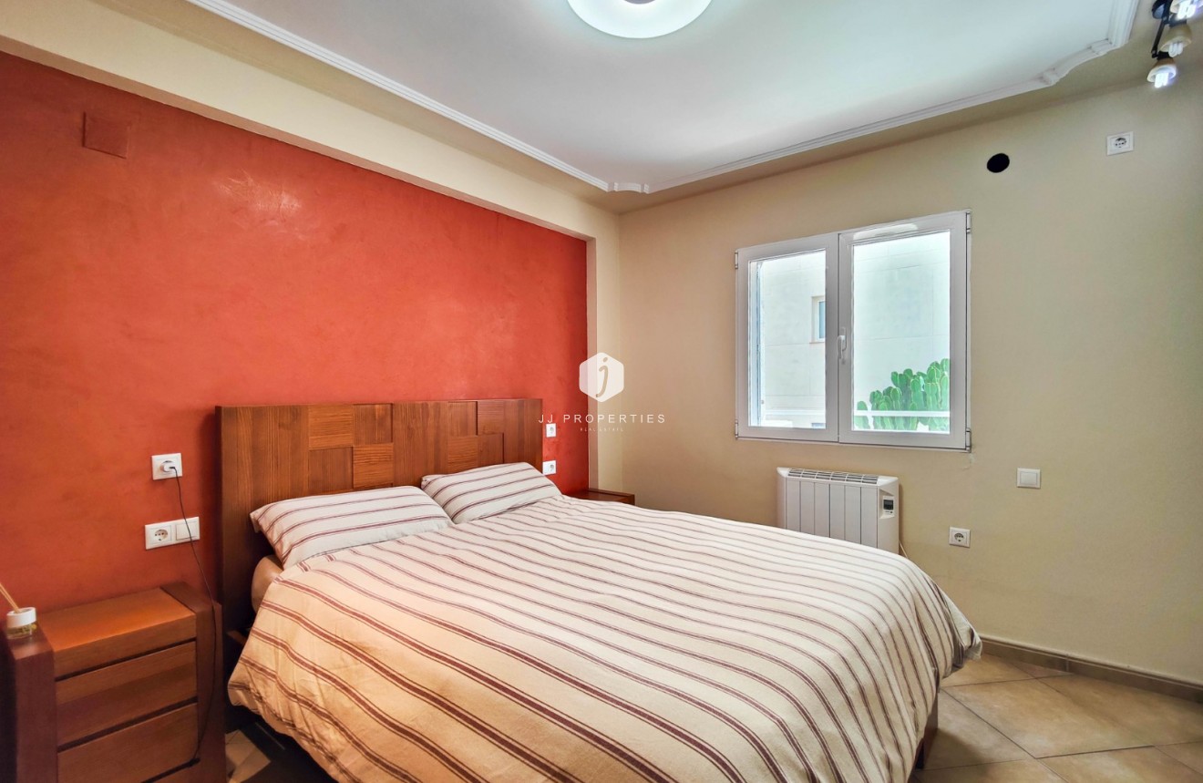 Resale - Apartment / flat -
Torrevieja - Costa Blanca