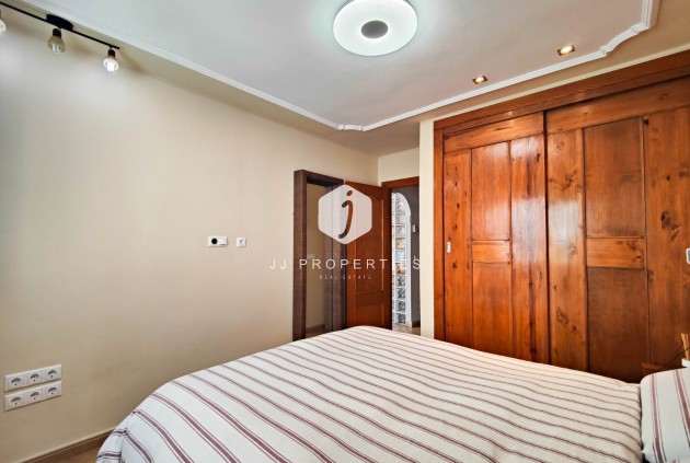 Resale - Apartment / flat -
Torrevieja - Costa Blanca