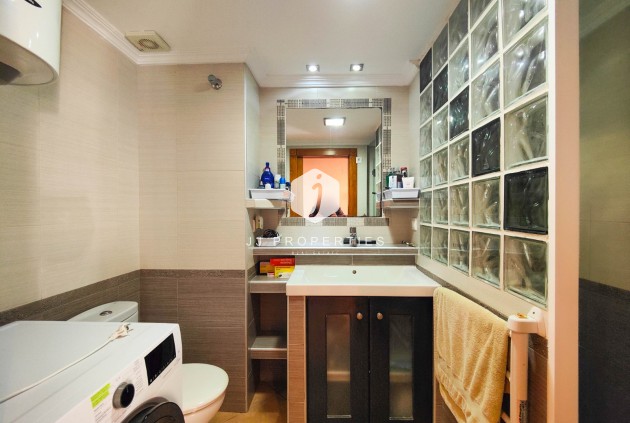 Resale - Apartment / flat -
Torrevieja - Costa Blanca